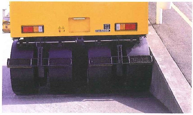 整地道路機械_タイヤローラ_TS160-2・T2-1・TZ701-1・TZ703
